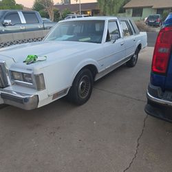 1987 Lincoln Town Car