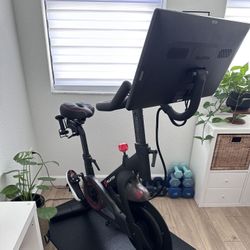 Peloton Bike