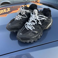 Balenciaga Tracks