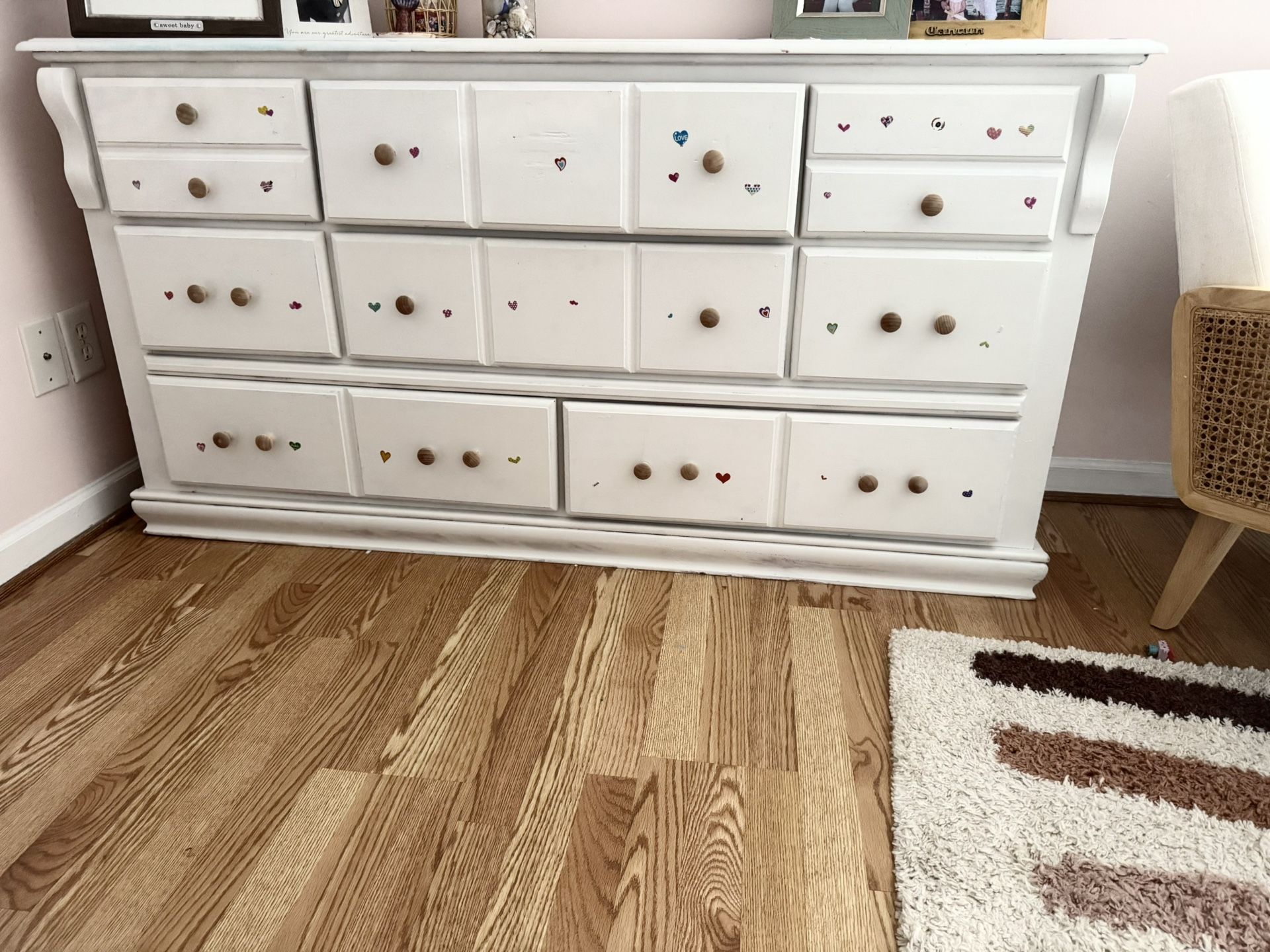 FREE DRESSER
