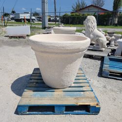 Concrete Large Planter / Cement Backyard Patio Pot Garden Planters