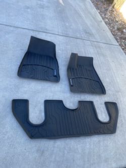 Factory Original Tesla Model X All-Weather Passenger Floor Mat Set (2016–2020)