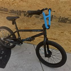 Ready To Ride Mongoose 18" Bmx