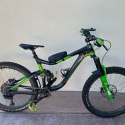 Mountain Bike Giant Carbon Fiber Frame Khs Both Full Suspension 