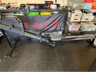 Concept 2 Model D PM5 Monitor Rowing Machine Rower Rowerg