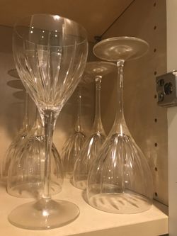 8 crystal wine glasses