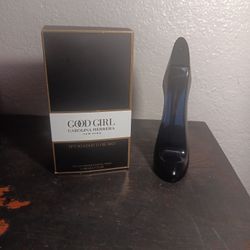 Good Girl Caroline Herrera New York 