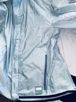 Men's Prada windbreaker w hood sz m/l