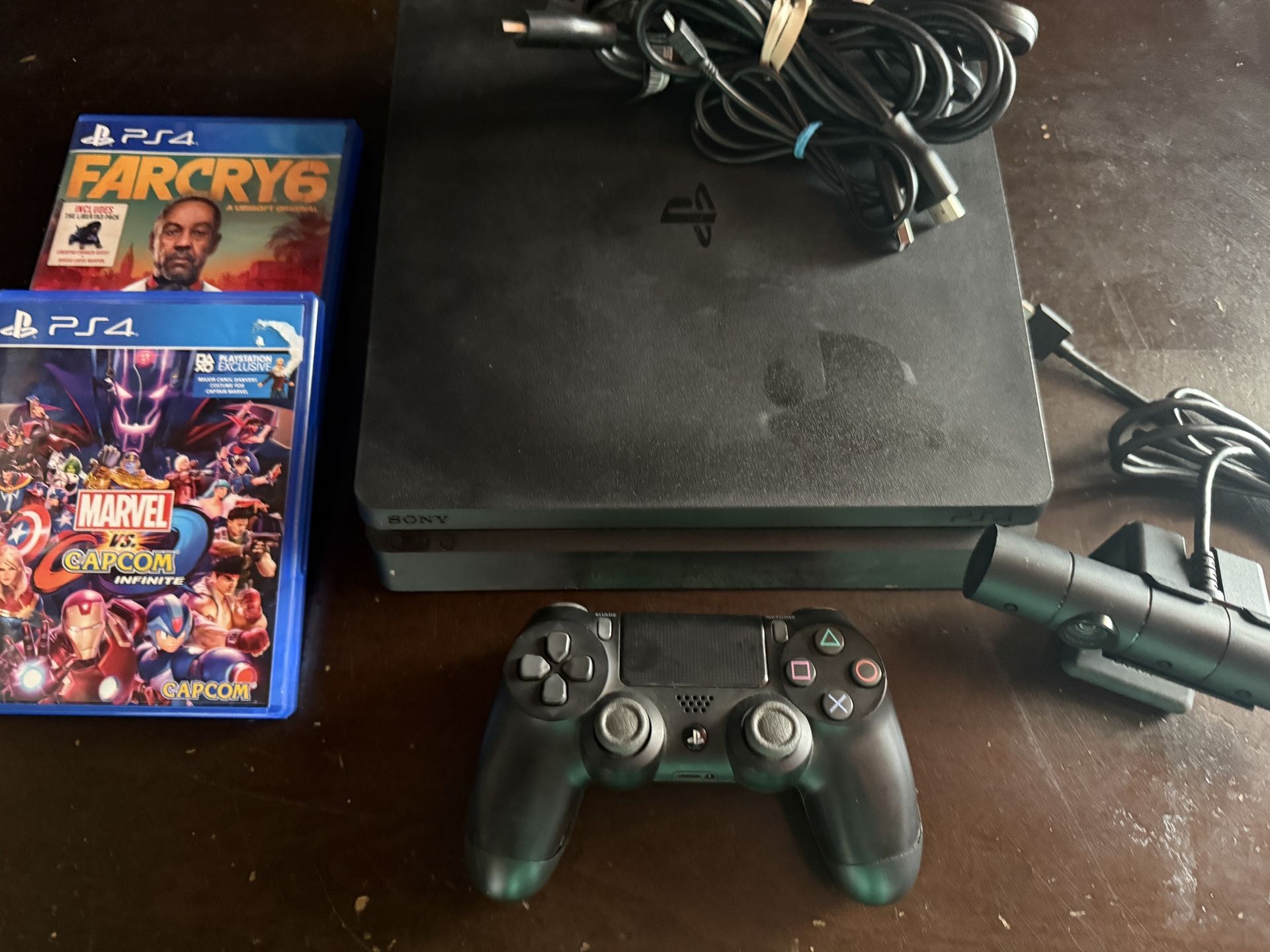 PS4 Slim