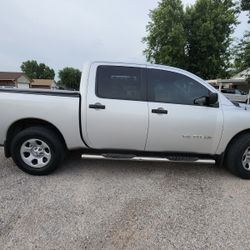 2014 Nissan Titan