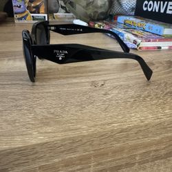 Prada Sunnies 