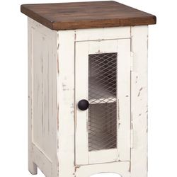 Signature Design by Ashley- Farmhouse Chair Side Table
