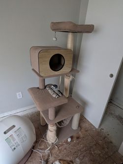Cat tree