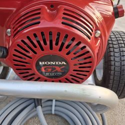 BRAND NEW PRESSURE WASHER POWERED BY HONDA GX390 ENGINE WITH GENERAL PUMP EZ4040G: 4200 PSI @ 4GPM 