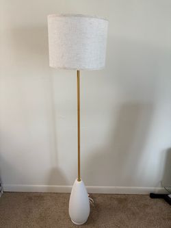 Floor lamp with Ceramic base 62” tall