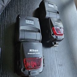 Nikon SB-800 SPEELIGHTS (2x) w/ SU-800 Commander