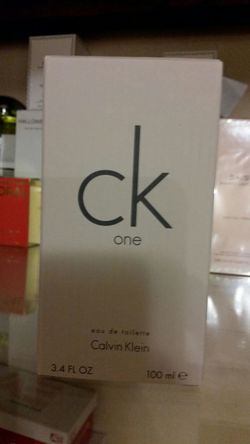 Ck 3.4oz 100ml prepárese para navidad con sus regalos yo vendo perfumes auténticos