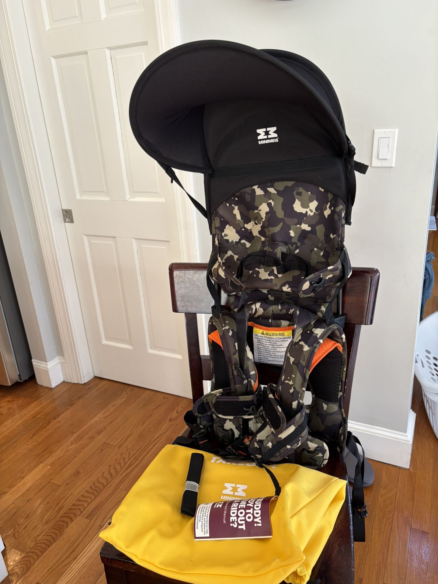 Child Seat For Shoulders/Hiking - by Minimei