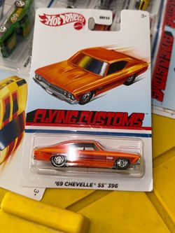 Hot Wheels Flying Customs