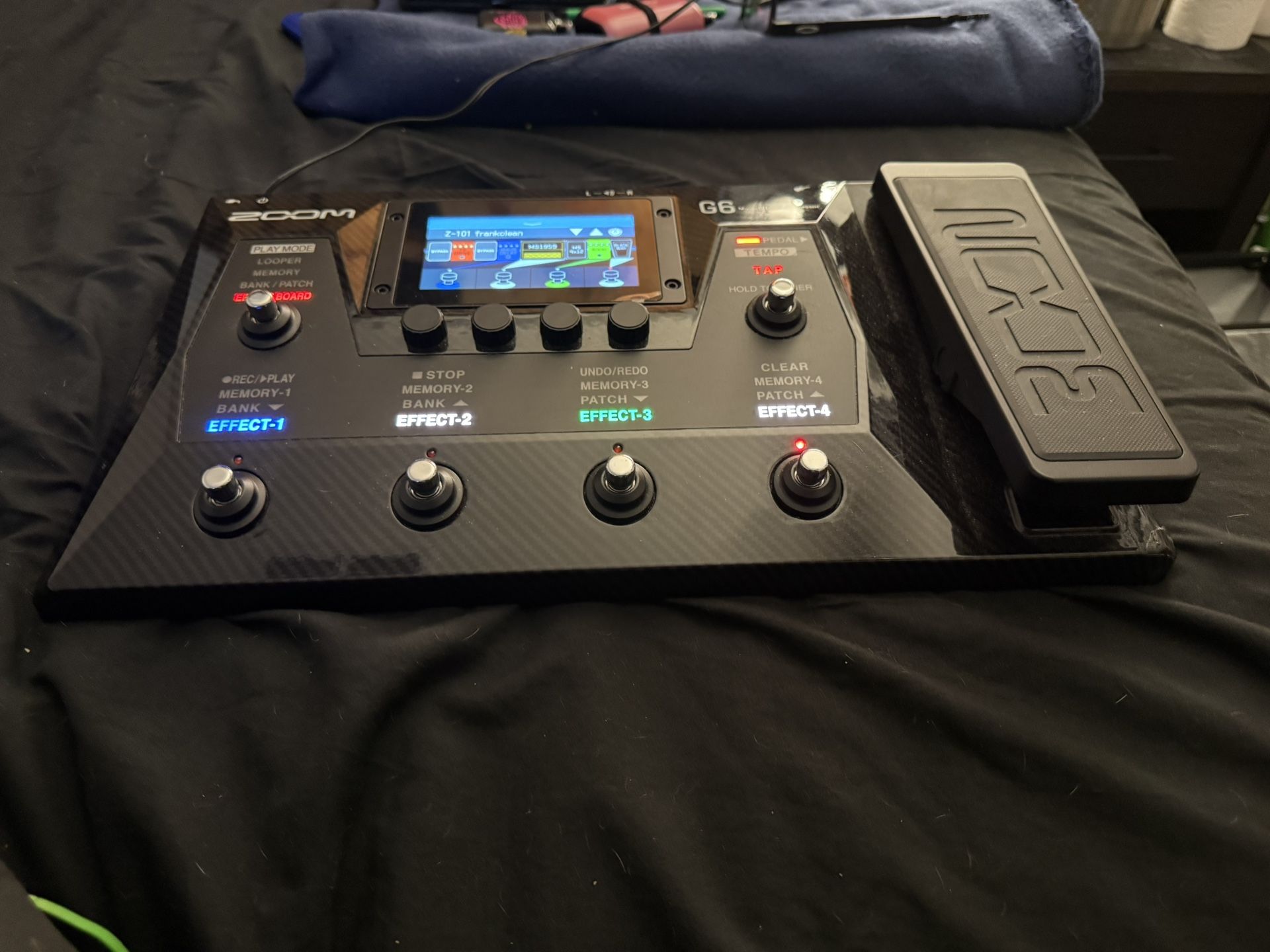 ZOOM G6 Guitar Effects Pedal Board