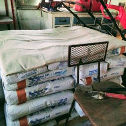 MASTER SEAL 581 CEMENT BASED COATING FOR CONCRETE, BRICK AND MASONRY $49 EACH ONE 