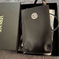New Versace iPhone Bag $1545 Cash O Lu Make A Cash Offer 