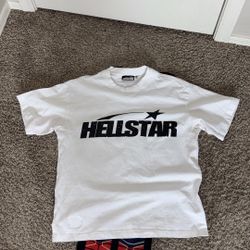 Hellstar classic Tee - size small 
