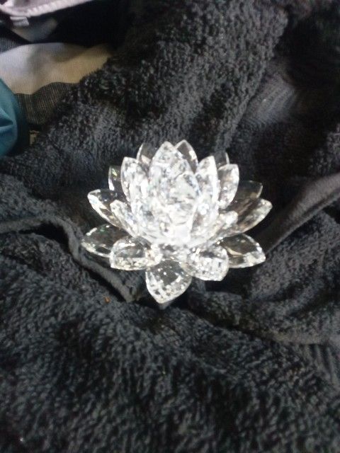 Crystal Glass Lotus Flower