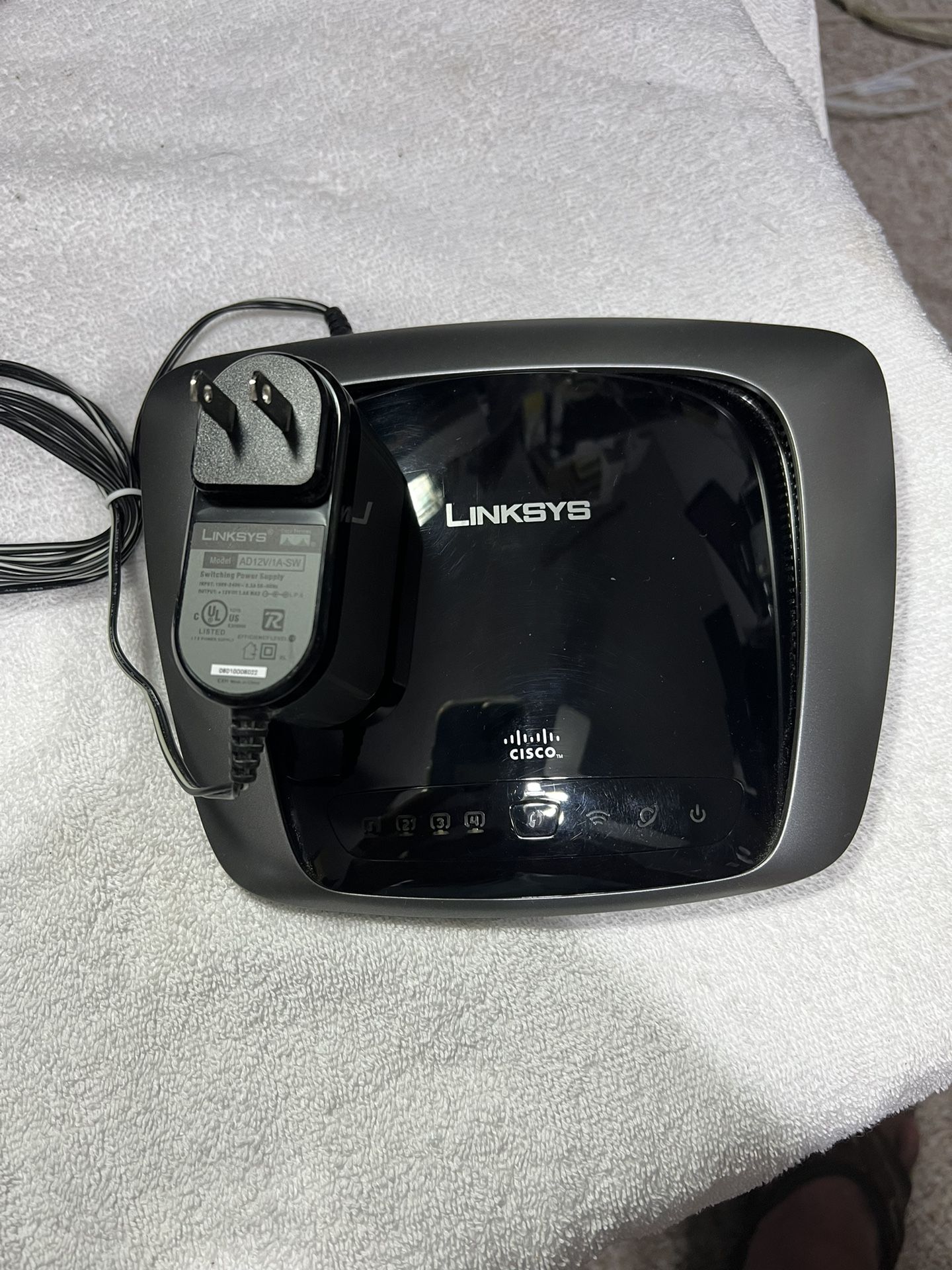 Linksys Cisco WRT310N Wireless- N Gigabit Router $25.00
