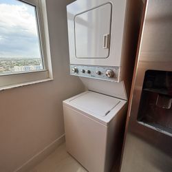 Whirlpool washer and Dryer