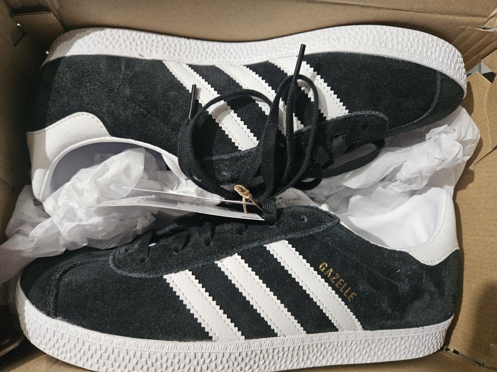 New Adidas Gazelle Black/White Size 7 Mens