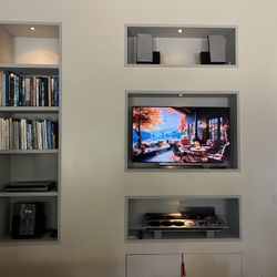 Av