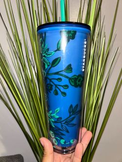Starbucks 2022 Holiday Blue Berry Corsage Color-Change Venti Tumbler
