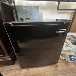 Mini Refrigerator 