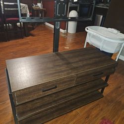 Tv Mount W Counter 