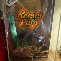 TRAVIS SCOTT REESES PUFFS HOLOGRAPHIC