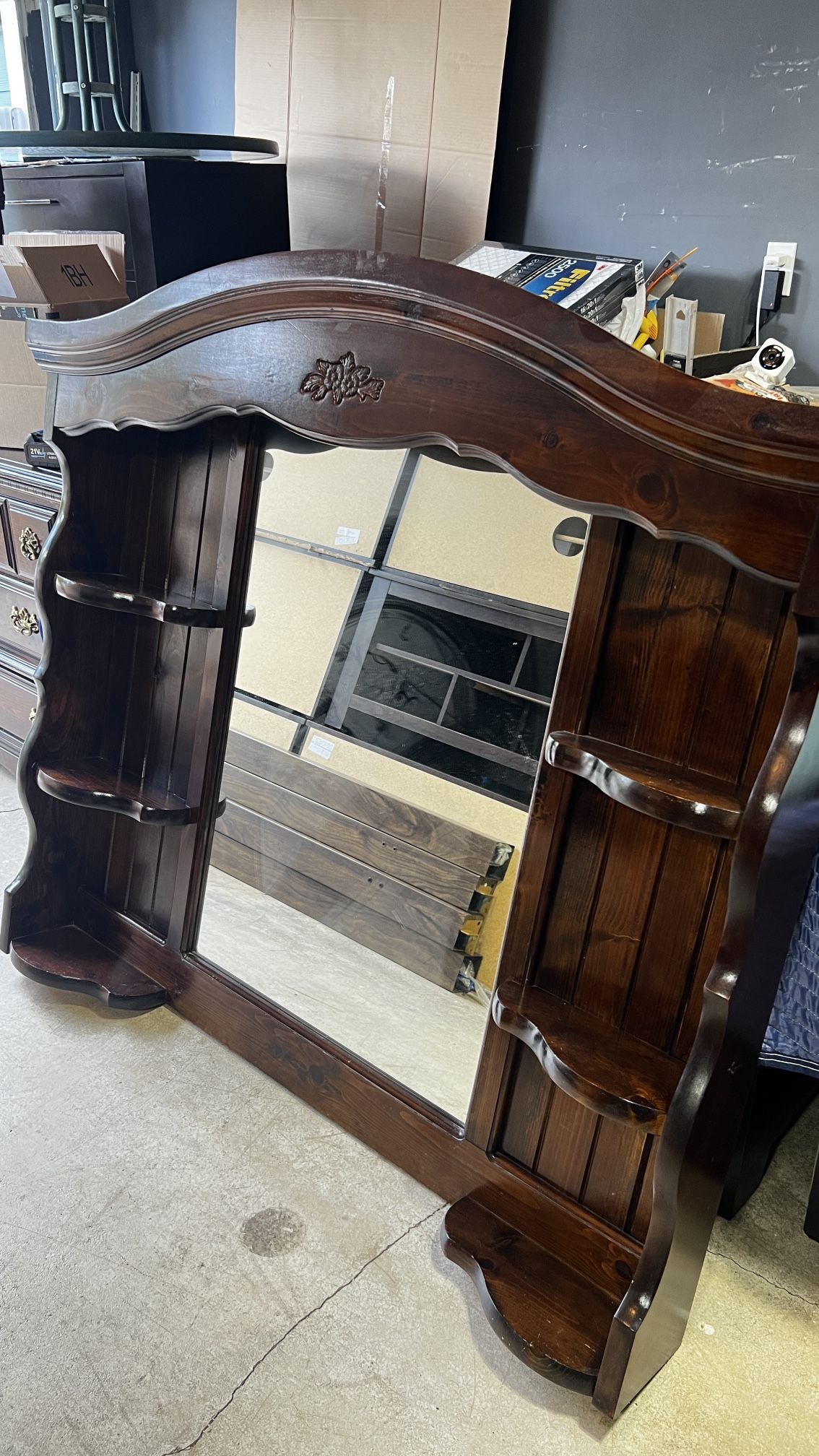 πͺ FREE Large Mirror w/ Side Shelves β 56 x 8.5 x 50