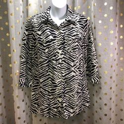 Emma James Size Small Zebra Print Button Down Shirt 