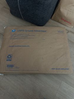 7 padded shipping envelopes LARGE untouched