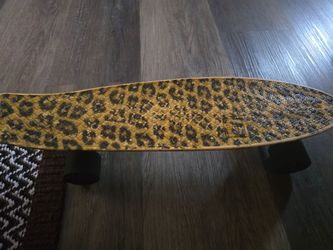 Globe skate board