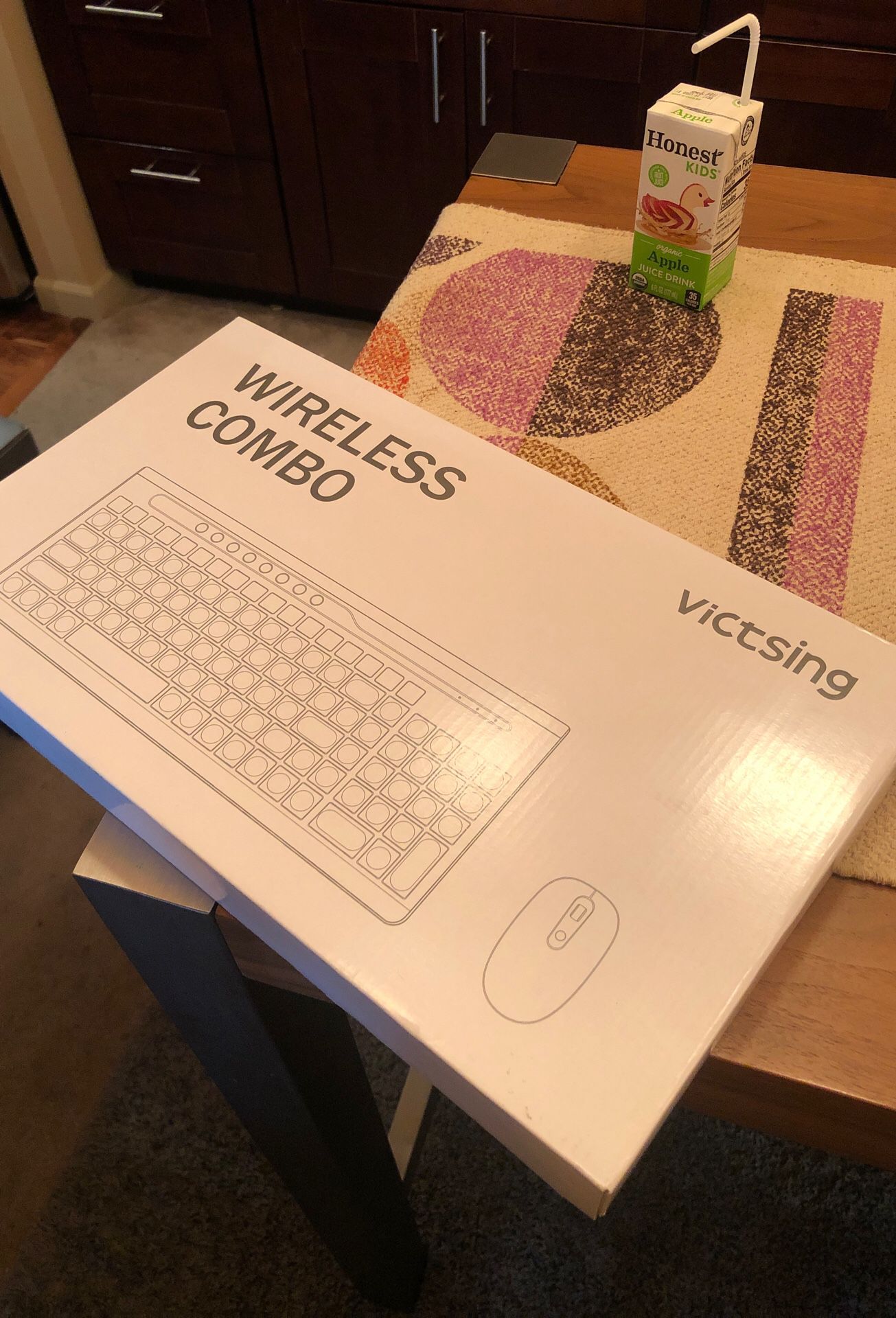 VicTsing wireless Keyboard and Mouse Combo