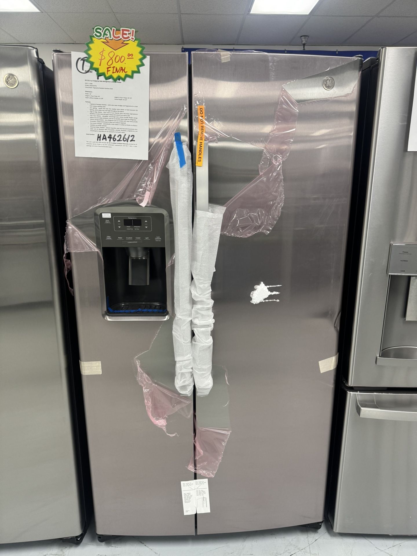 Never Used Side By Side Refrigerator With Water And Ice