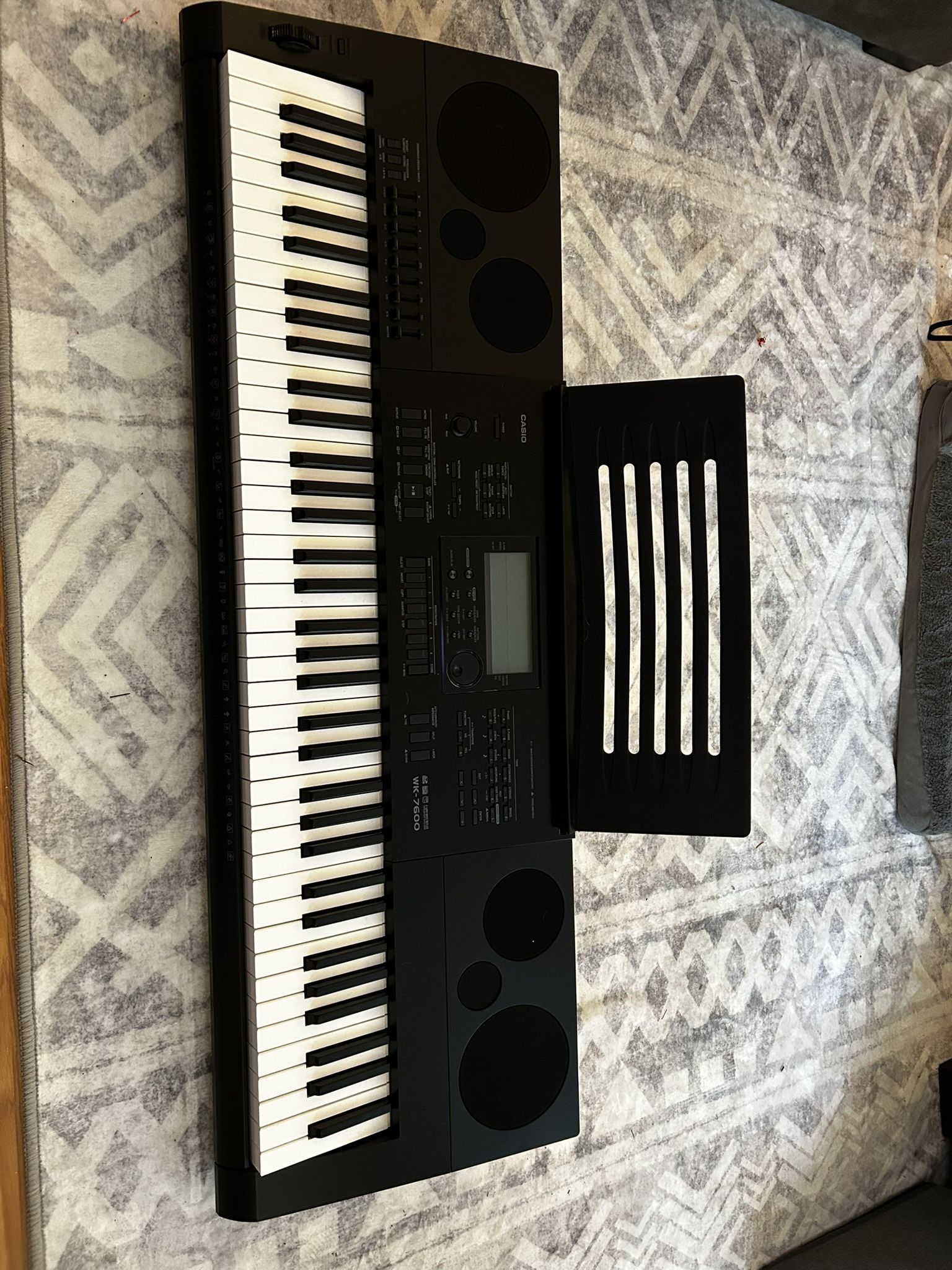 Casio WK-7600 Keyboard
