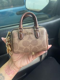 Coach Tiny wallet bag