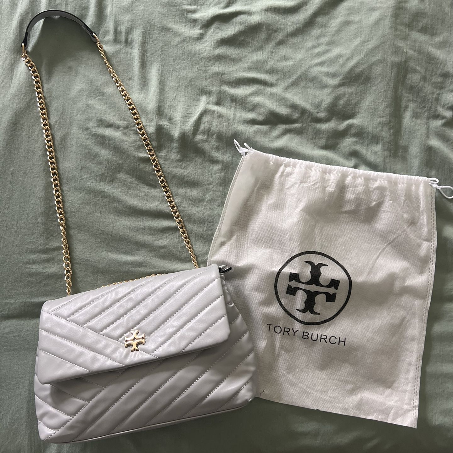 Tory Burch Convertible Shoulder Bag for Sale in Orlando, FL - OfferUp
