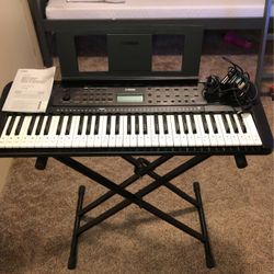 Yamaha  Keyboard *Lightly Used*
