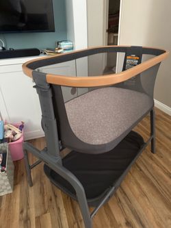Baby Bassinet Maxi Cosi