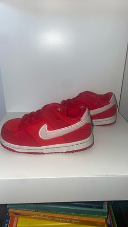 Toddler Nike dunk low vday edition