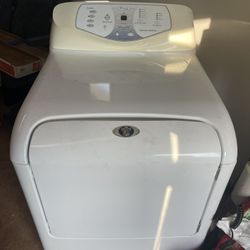 Maytag Neptune Gas dryer