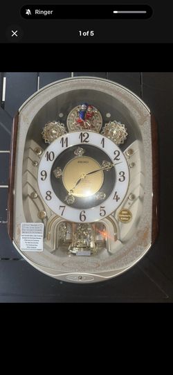 Seiko Collectible Clock